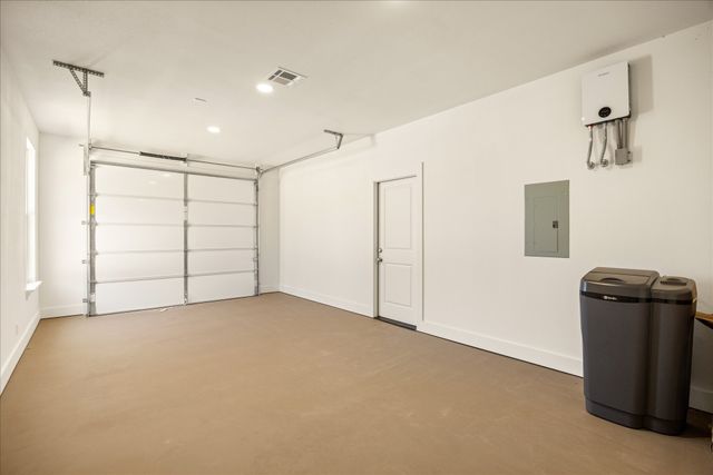 4470 Skyline Drive, Bluff Dale, TX 76433
