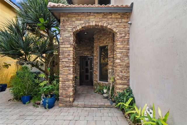 14888 SW 140th St, Miami, FL 33196