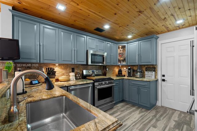 14888 SW 140th St, Miami, FL 33196