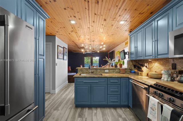 14888 SW 140th St, Miami, FL 33196