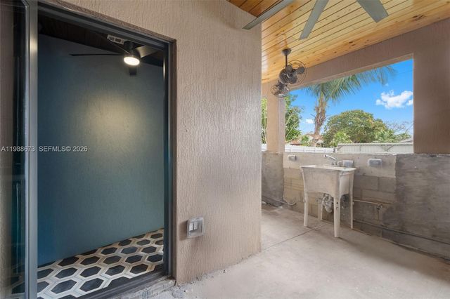 14888 SW 140th St, Miami, FL 33196