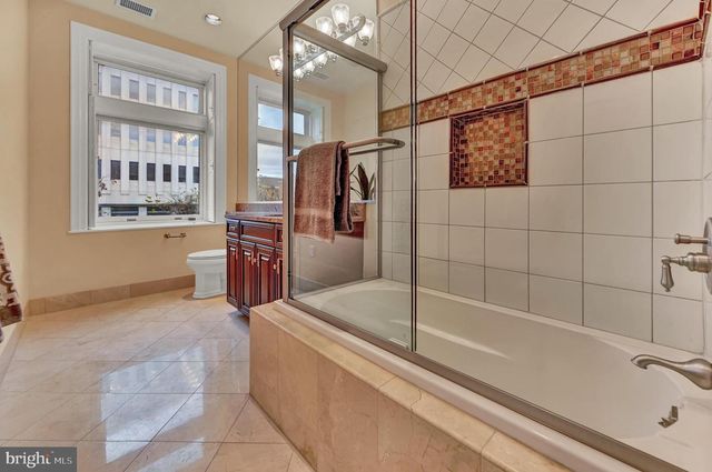 1126 N CHARLES ST, Baltimore, MD 21201