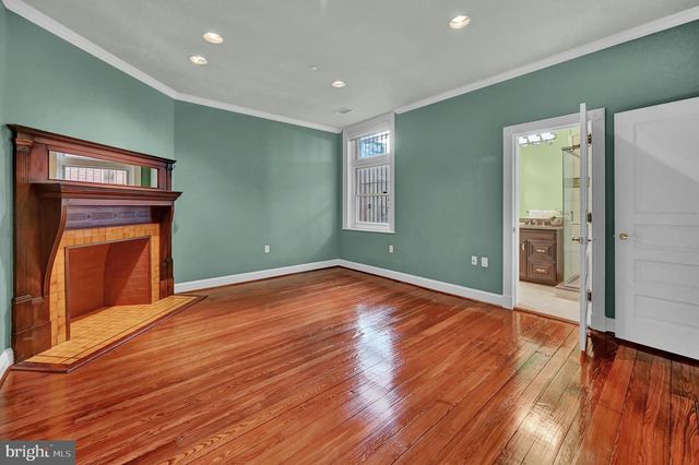 1126 N CHARLES ST, Baltimore, MD 21201