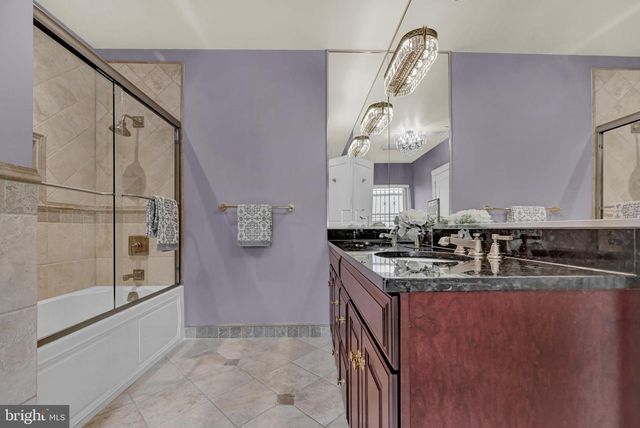 1126 N CHARLES ST, Baltimore, MD 21201