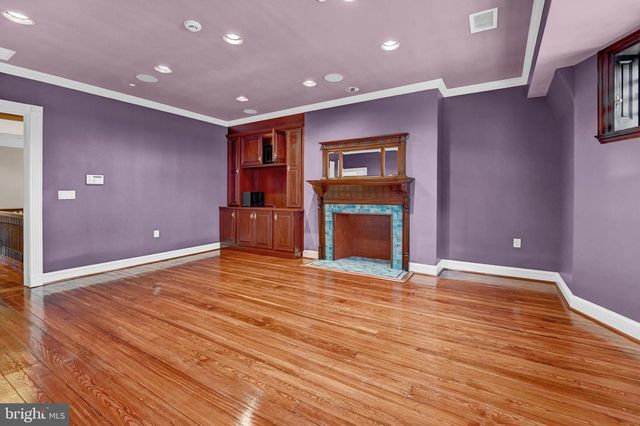 1126 N CHARLES ST, Baltimore, MD 21201