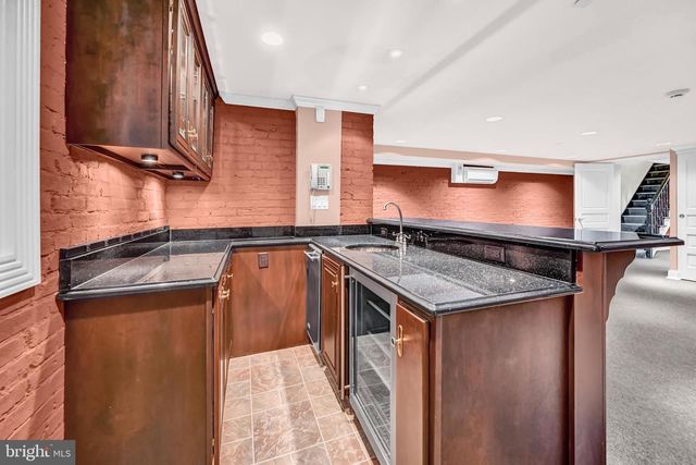 1126 N CHARLES ST, Baltimore, MD 21201