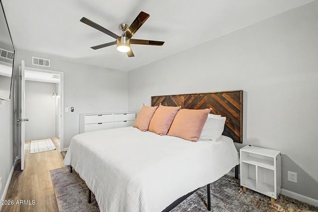 1342 W EMERALD Avenue 379, Mesa, AZ 85202