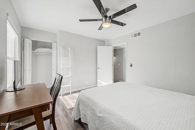 1342 W EMERALD Avenue 379, Mesa, AZ 85202