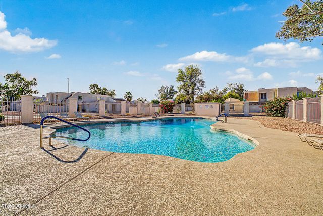 1342 W EMERALD Avenue 379, Mesa, AZ 85202