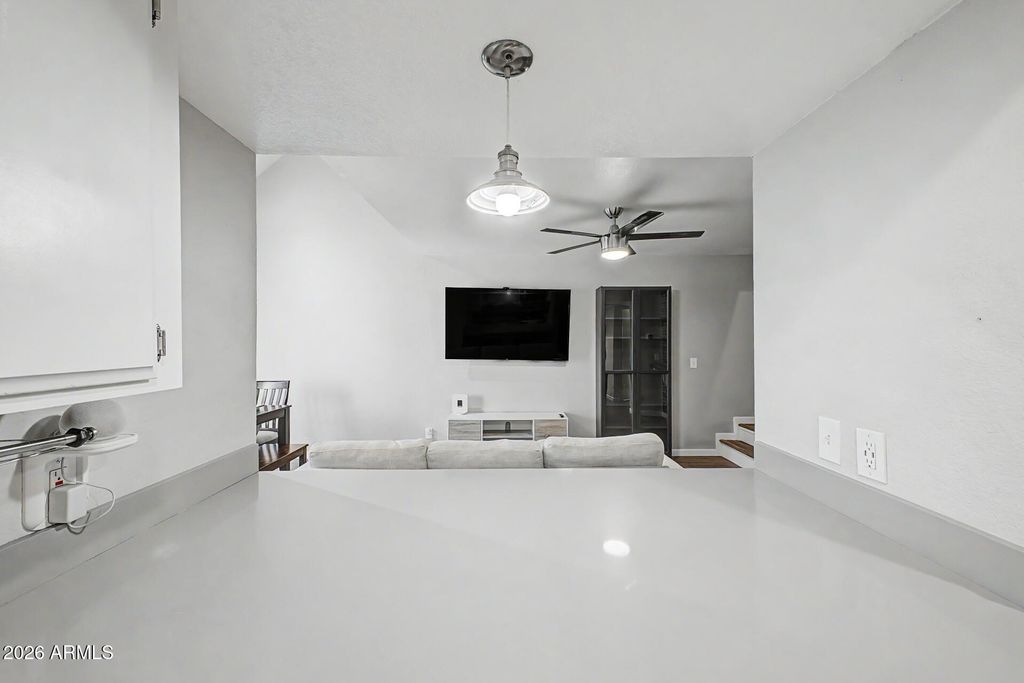Image 13 of property listing at 1342 W EMERALD Avenue 379, Mesa, AZ 85202