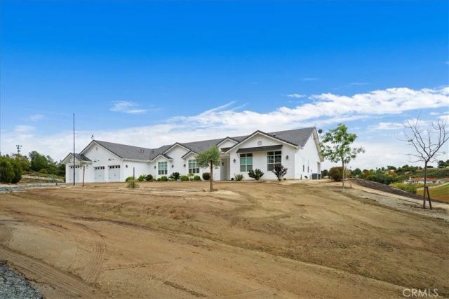 41799 Calle Contento, Temecula, CA 92592