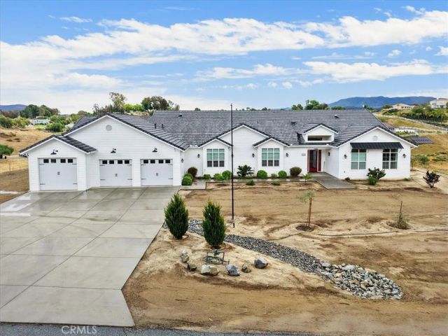41799 Calle Contento, Temecula, CA 92592