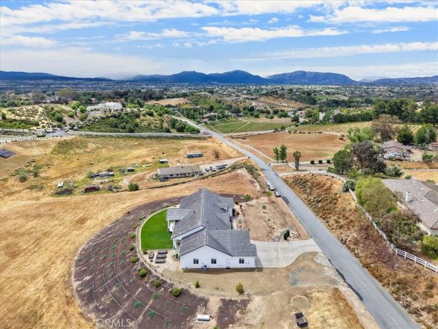 41799 Calle Contento, Temecula, CA 92592