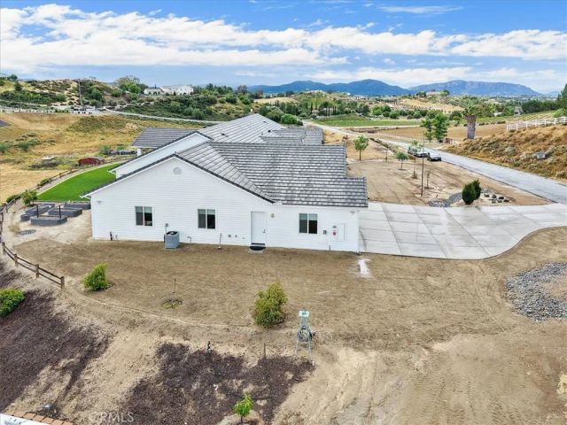 41799 Calle Contento, Temecula, CA 92592