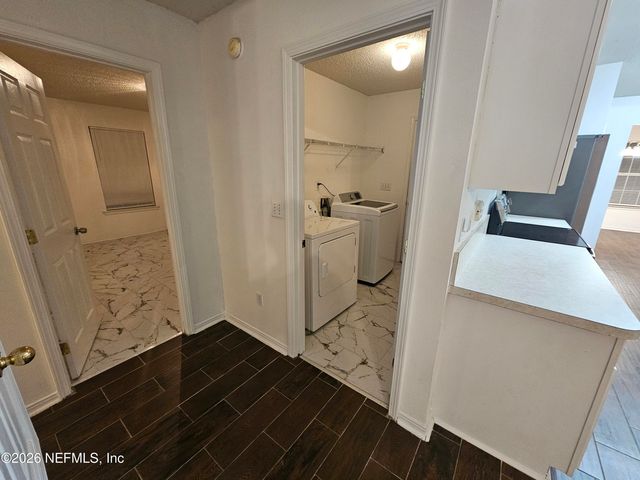 2719 TAYLOR HILL Drive, Jacksonville, FL 32221