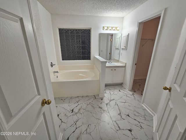 2719 TAYLOR HILL Drive, Jacksonville, FL 32221