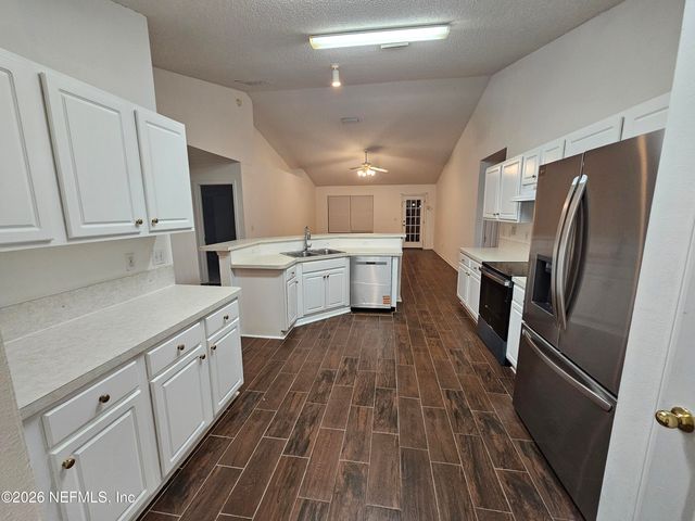 2719 TAYLOR HILL Drive, Jacksonville, FL 32221