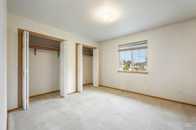 819 N Bristol Street, Nampa, ID 83651