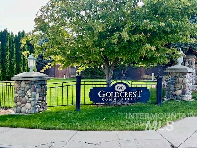 819 N Bristol Street, Nampa, ID 83651