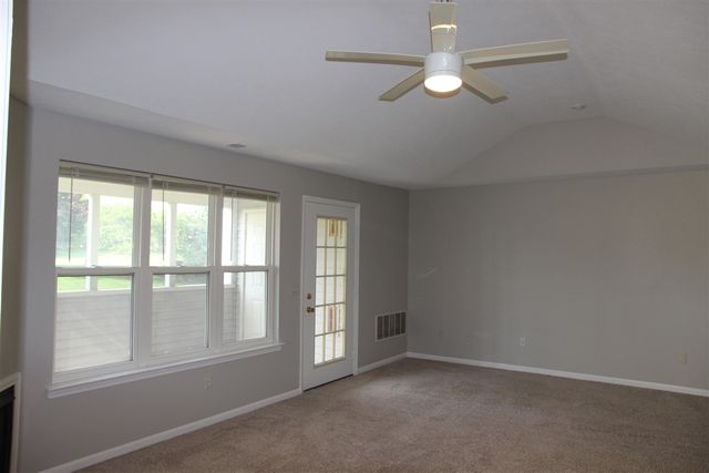 1774 Weatherstone Drive, Ann Arbor, MI 48108