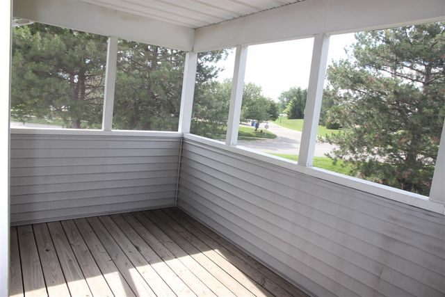 1774 Weatherstone Drive, Ann Arbor, MI 48108