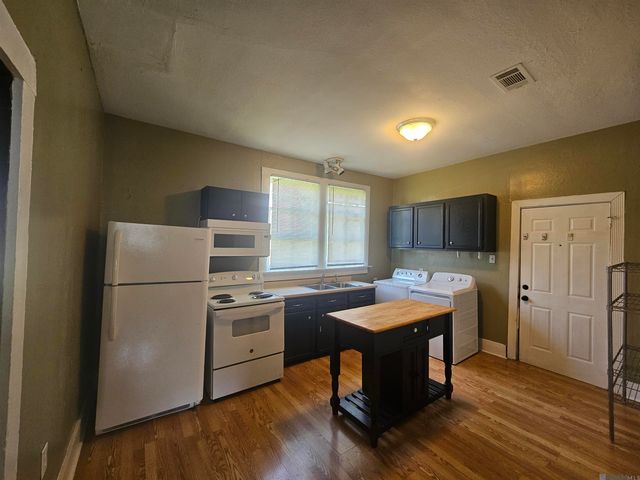 1223 Convention, Baton Rouge, LA 70802