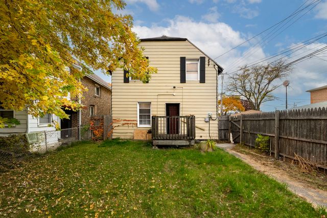 8715 S Wabash Avenue, Chicago, IL 60619