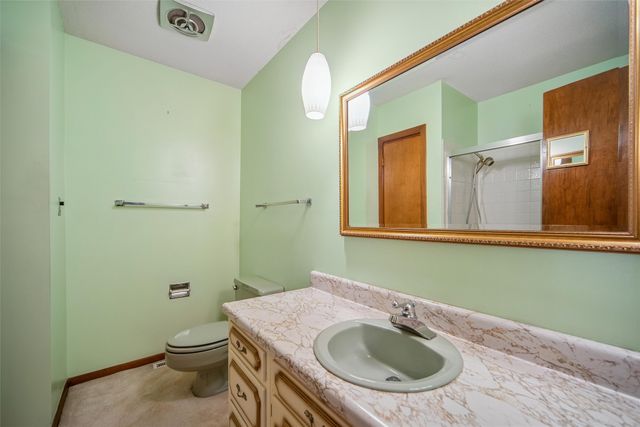 2016 47th Street, Des Moines, IA 50310