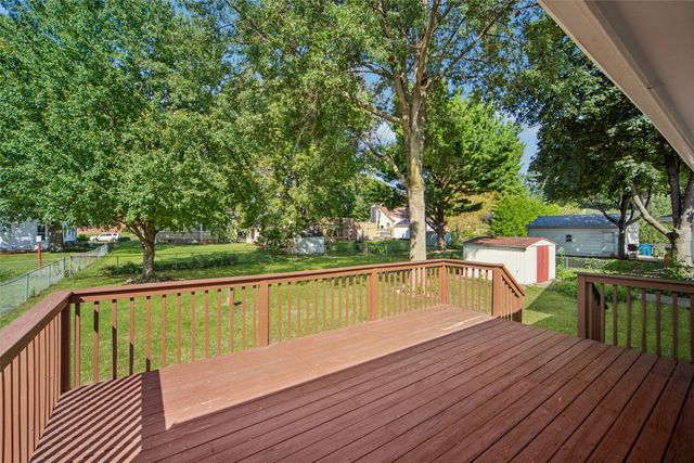 2016 47th Street, Des Moines, IA 50310