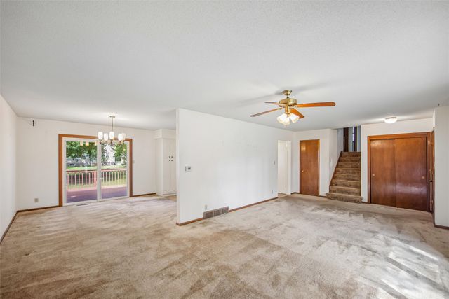 2016 47th Street, Des Moines, IA 50310