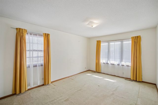 2016 47th Street, Des Moines, IA 50310