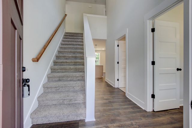 1244 Boulder Pass Rd, Clarksville, TN 37040