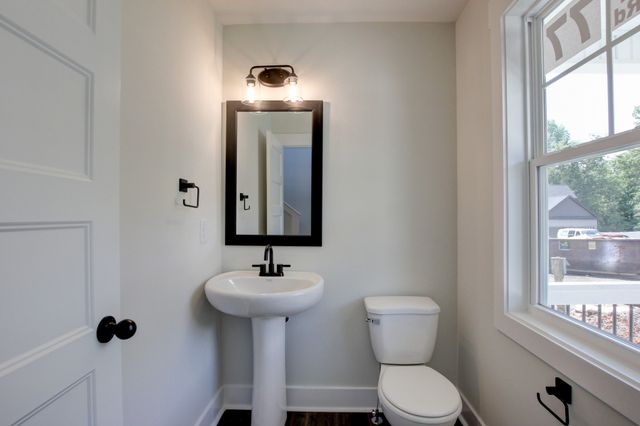 1244 Boulder Pass Rd, Clarksville, TN 37040