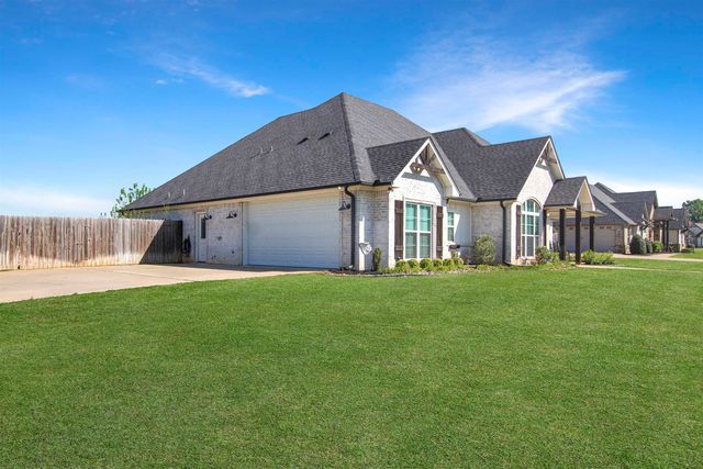 429 Coventry St, Bullard, TX 75757