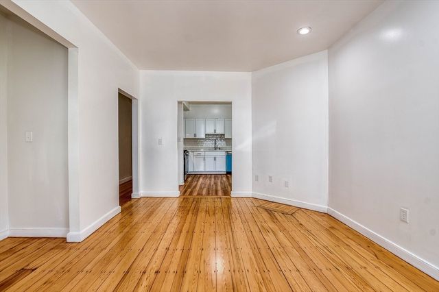 32 Hawthorne Street 1, Boston, MA 02119