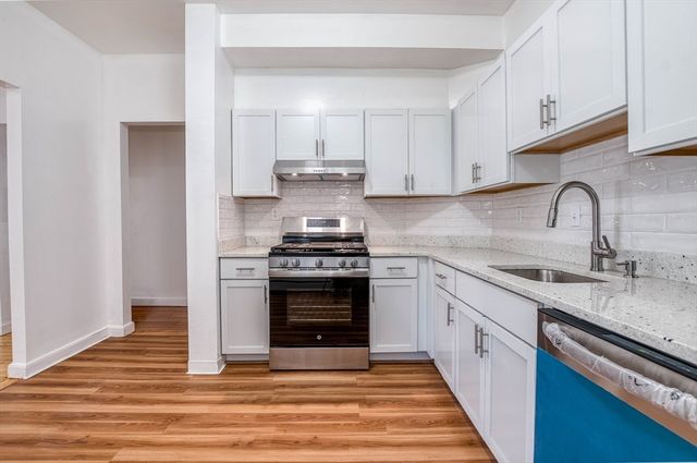32 Hawthorne Street 1, Boston, MA 02119