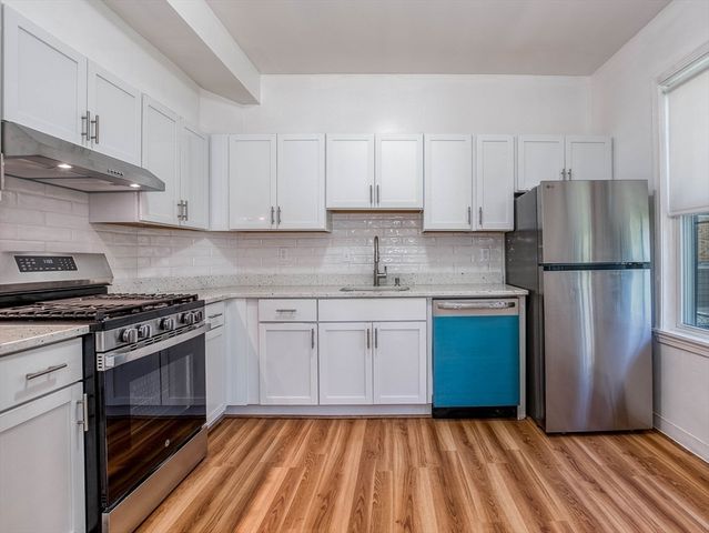 32 Hawthorne Street 1, Boston, MA 02119