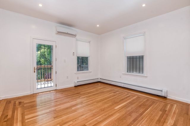 32 Hawthorne Street 1, Boston, MA 02119