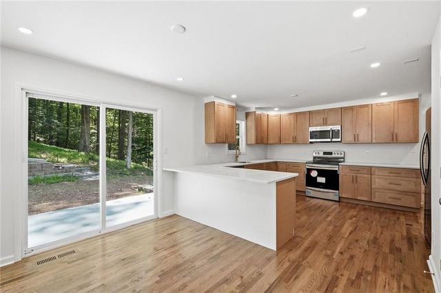 9210 Martin Road, Roswell, GA 30076