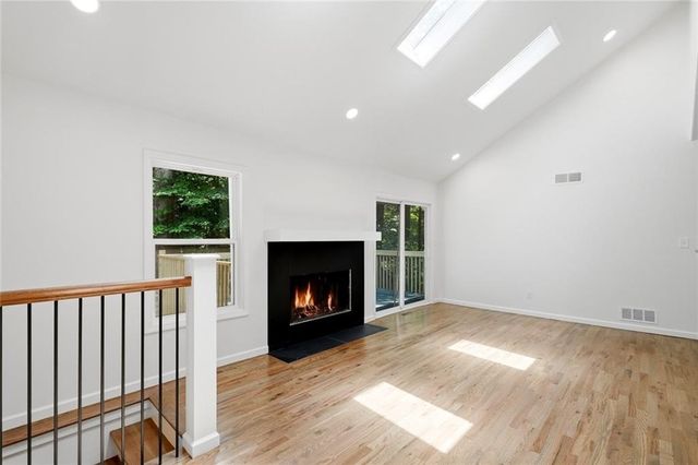 9210 Martin Road, Roswell, GA 30076