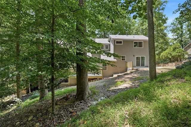 9210 Martin Road, Roswell, GA 30076