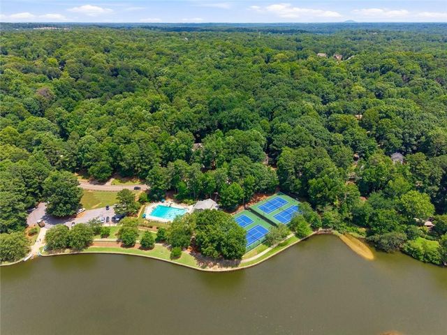 9210 Martin Road, Roswell, GA 30076