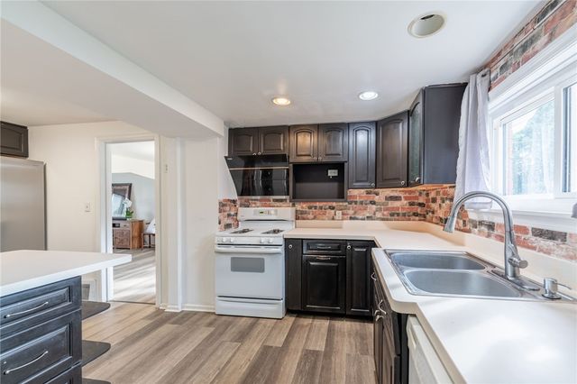 1503 Pacific Ave, Harrison Twp, PA 15065