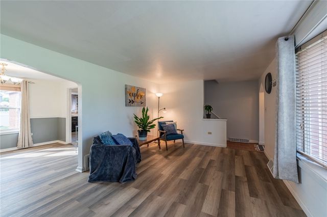 1503 Pacific Ave, Harrison Twp, PA 15065