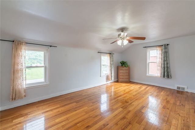 1503 Pacific Ave, Harrison Twp, PA 15065