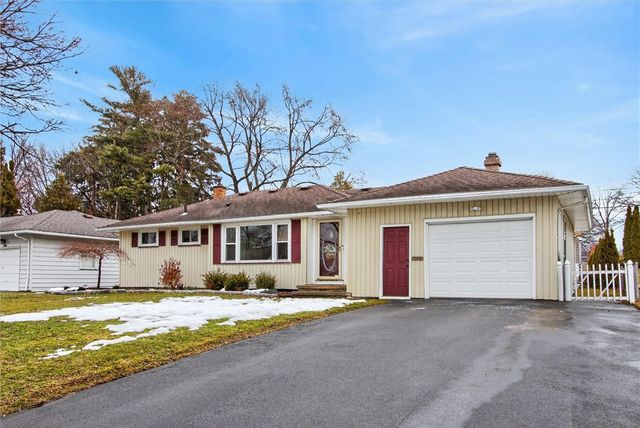 80 Ripplewood Drive, Greece, NY 14616