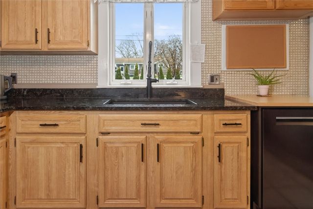 80 Ripplewood Drive, Greece, NY 14616