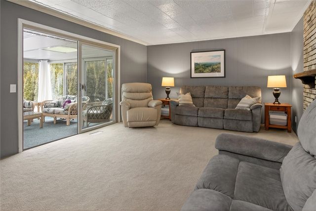 80 Ripplewood Drive, Greece, NY 14616