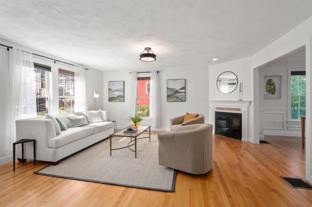 121 Nonantum St A, Boston, MA 02135