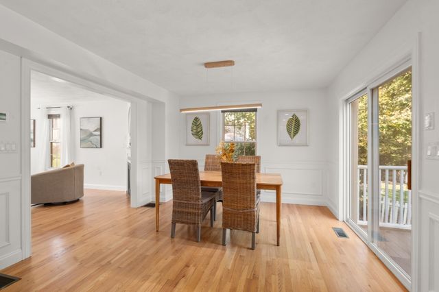 121 Nonantum St A, Boston, MA 02135